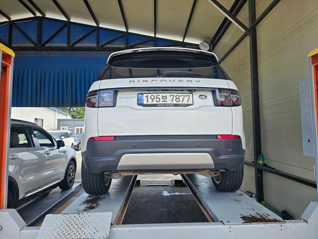 Land Rover Discovery Sport 2023 — inspection photo 2
