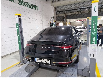 Genesis G90 2022 — inspection photo 2