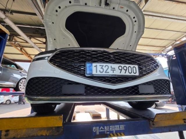 Genesis G90 2022 — inspection photo 1