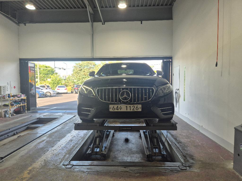 Mercedes-Benz E-Class 2018 — inspection photo 1