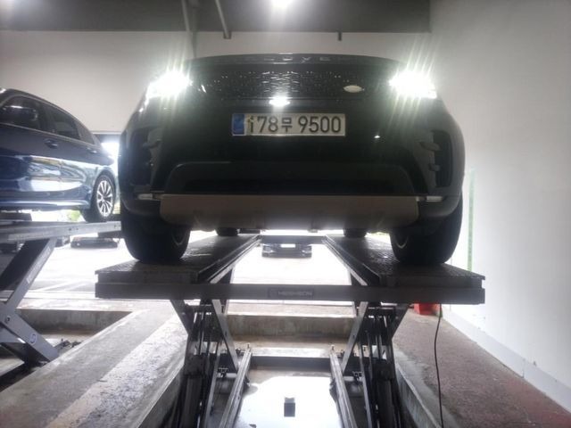 Land Rover Discovery 2019 — inspection photo 1