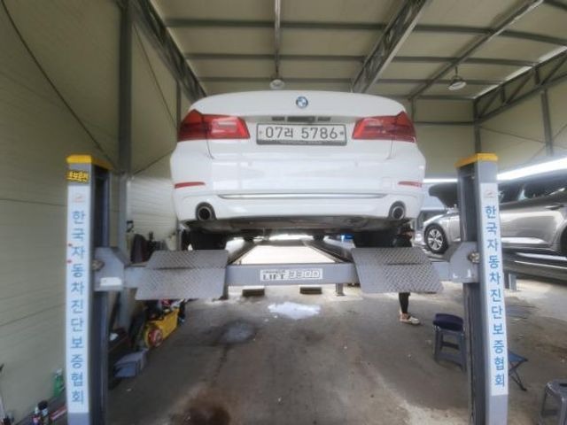 BMW 5-Series 2018 — inspection photo 2