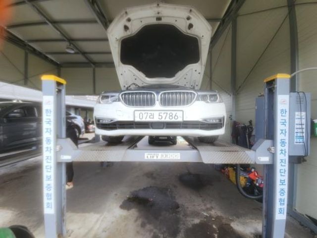 BMW 5-Series 2018 — inspection photo 1
