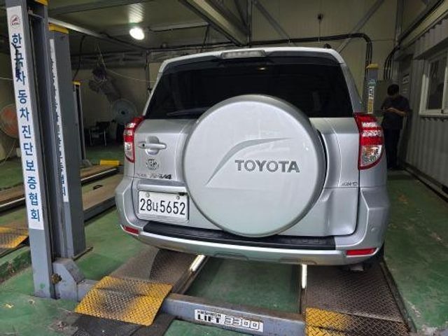 Toyota RAV4 2012 — inspection photo 2