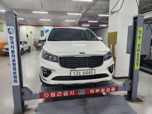 Kia Canival 2019 — inspection photo 1