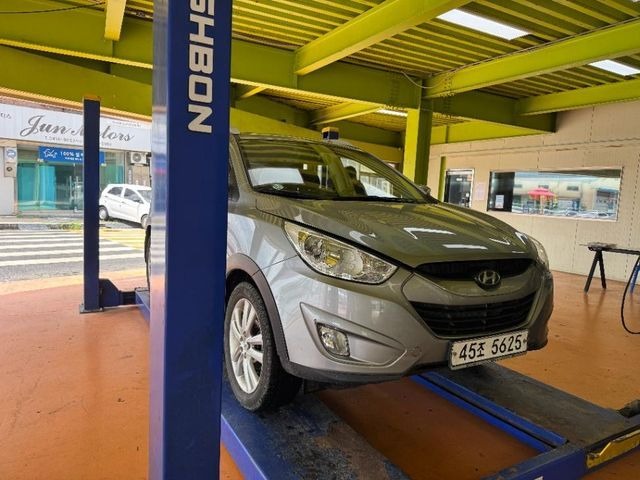 Hyundai Tucson 2010 — inspection photo 1