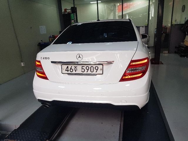 Mercedes-Benz C-Class 2013 — inspection photo 2