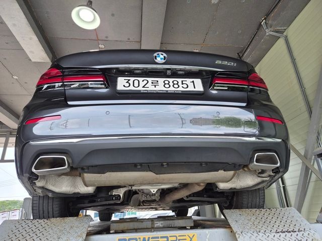 BMW 5-Series 2023 — inspection photo 2