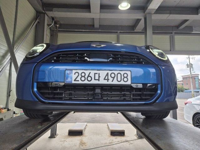 Mini Cooper 2025 — inspection photo 1