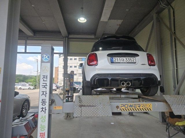 Mini Cooper 2023 — inspection photo 2