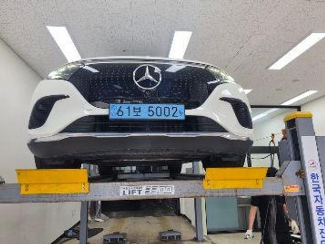Mercedes-Benz EQS 2023 — inspection photo 1