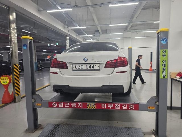 BMW 5-Series 2016 — inspection photo 2