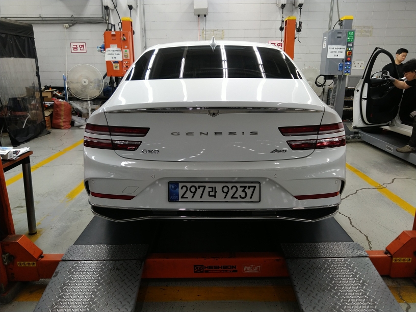 Genesis G80 2026 — inspection photo 2