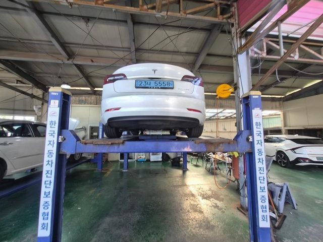 Tesla Model 3 2021 — inspection photo 2