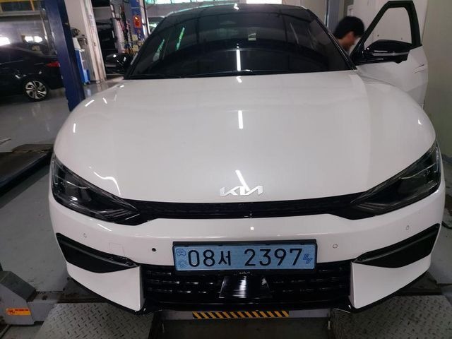Kia EV6 2023 — inspection photo 1