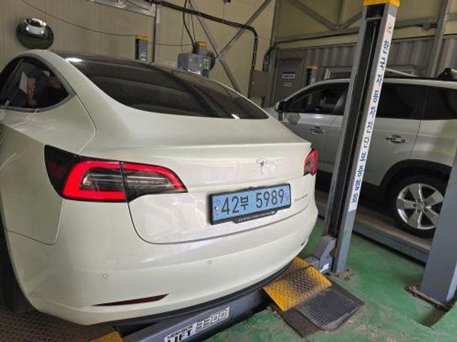 Tesla Model 3 2020 — inspection photo 2