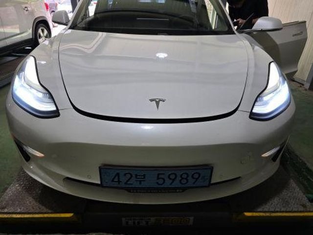 Tesla Model 3 2020 — inspection photo 1