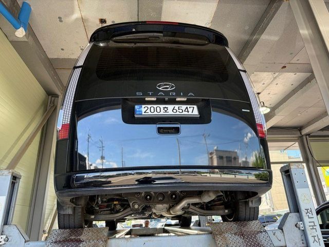 Hyundai Staria 2023 — inspection photo 2