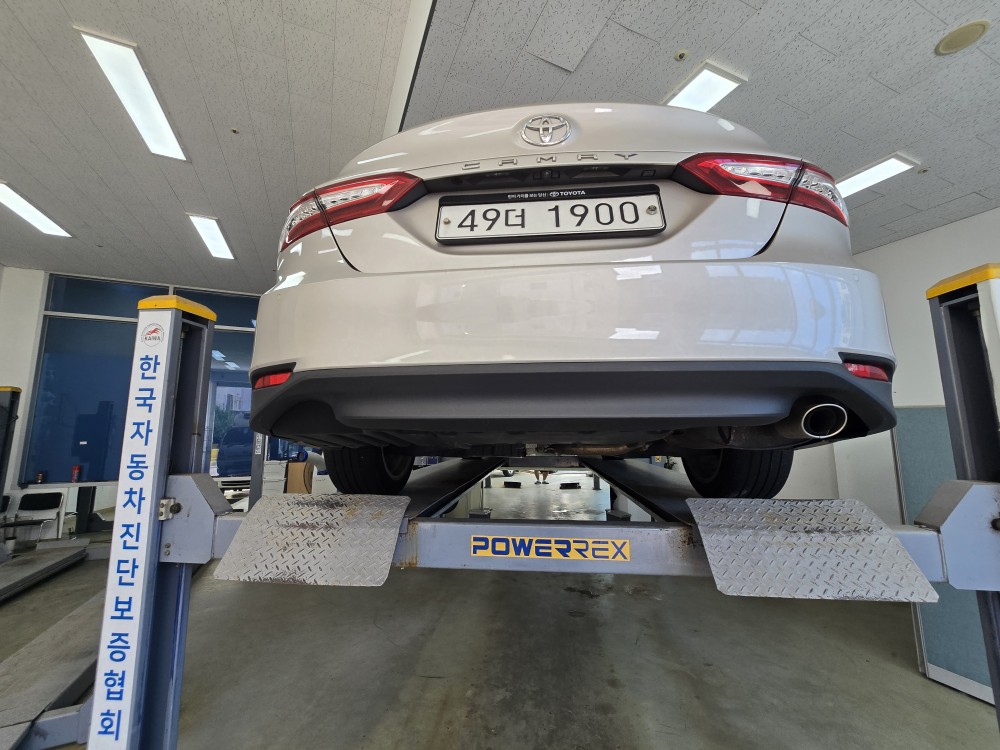 Toyota Camry 2019 — inspection photo 2