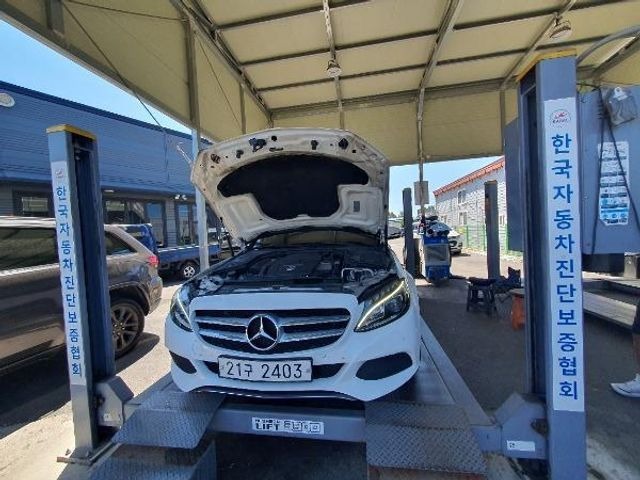 Mercedes-Benz C-Class 2017 — inspection photo 1