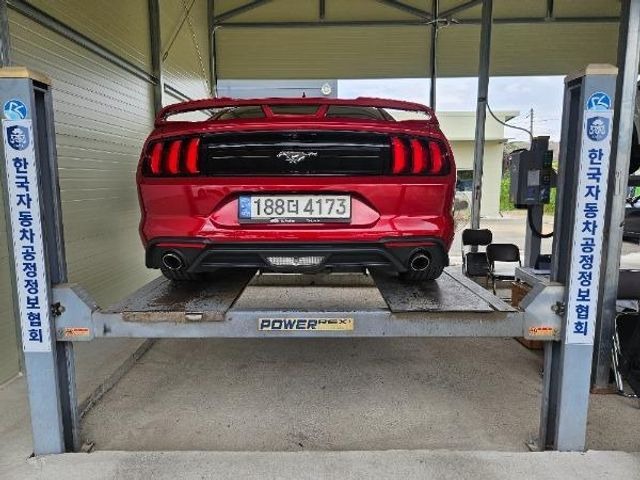Ford Mustang 2022 — inspection photo 2