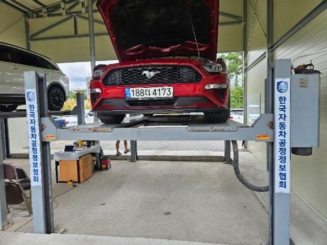 Ford Mustang 2022 — inspection photo 1