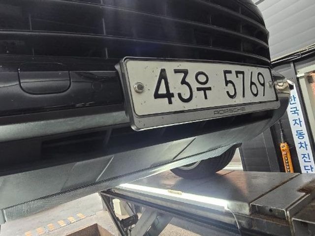 Porsche Cayenne 2019 — inspection photo 1