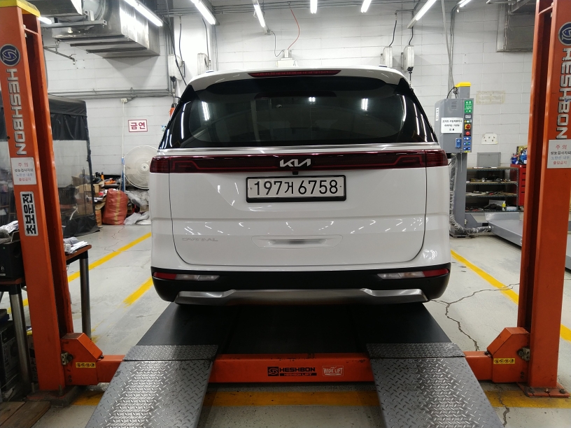 Kia Canival 2023 — inspection photo 2