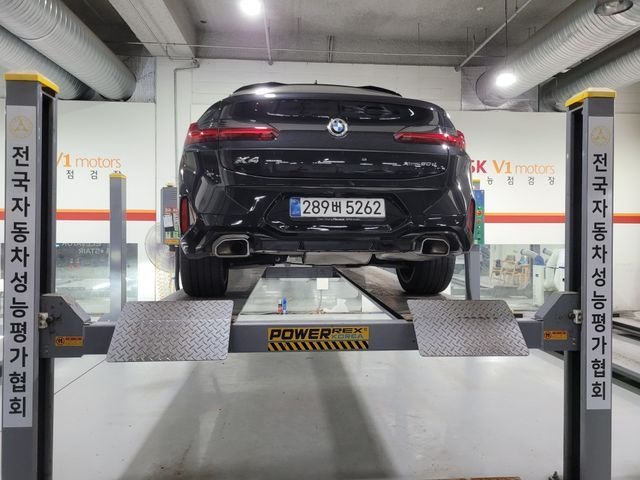 BMW X4 2025 — inspection photo 2