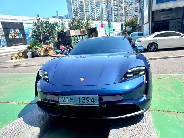 Porsche Taycan 2021 — inspection photo 1