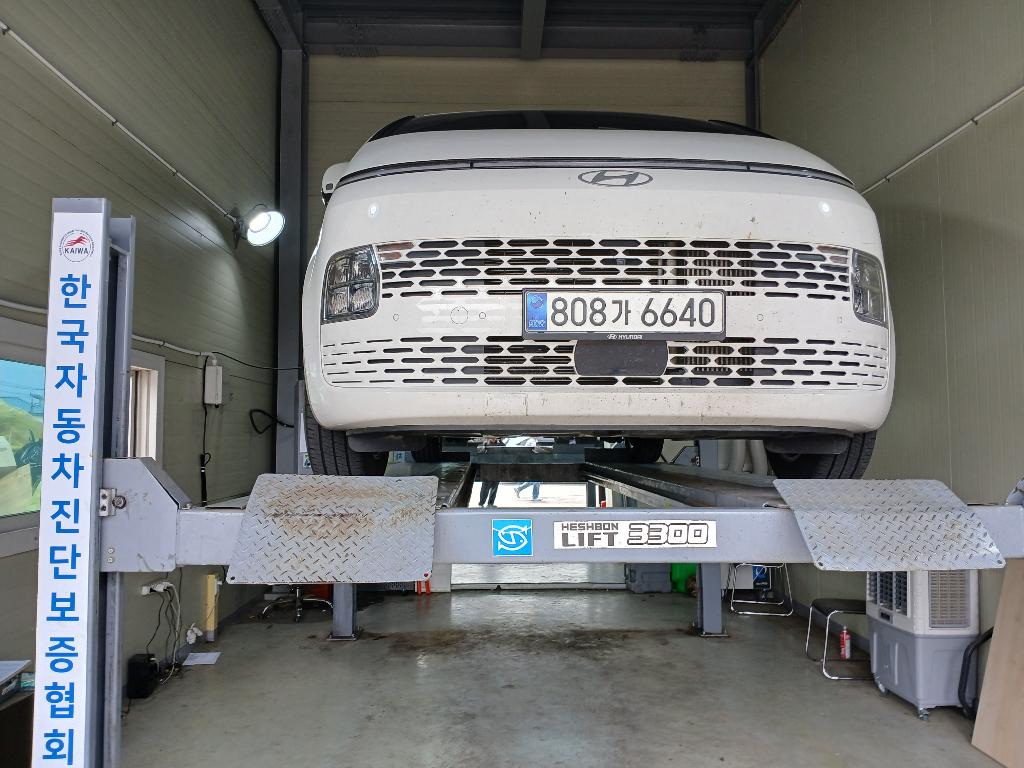 Hyundai Staria 2025 — inspection photo 1