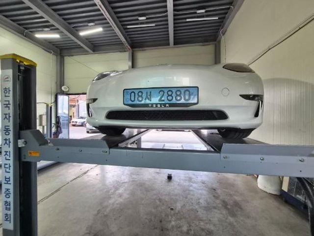 Tesla Model 3 2021 — inspection photo 1