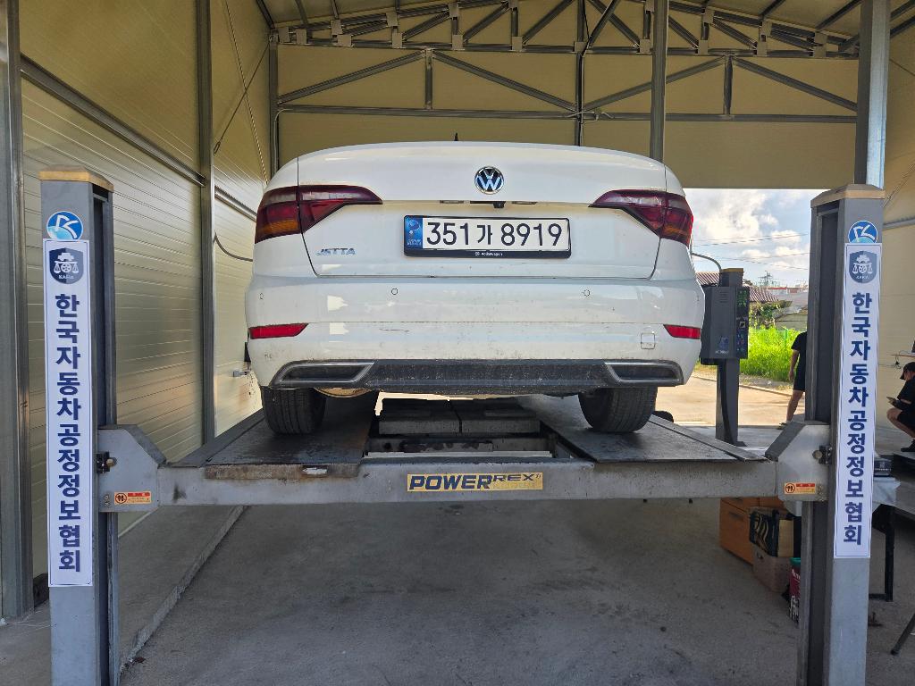 Volkswagen Jetta 2021 — inspection photo 2