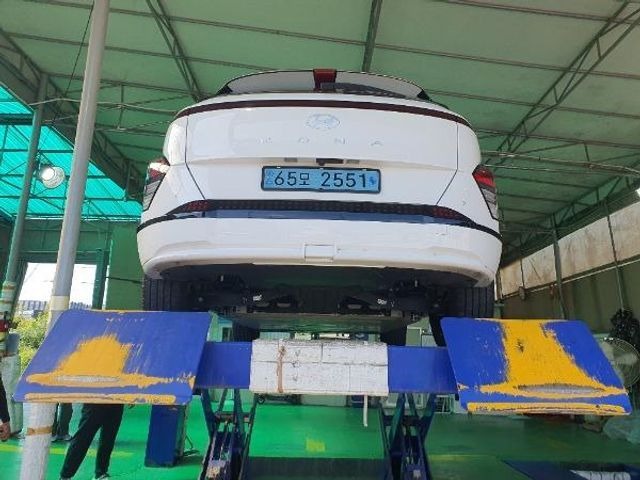 Hyundai Kona 2023 — inspection photo 2