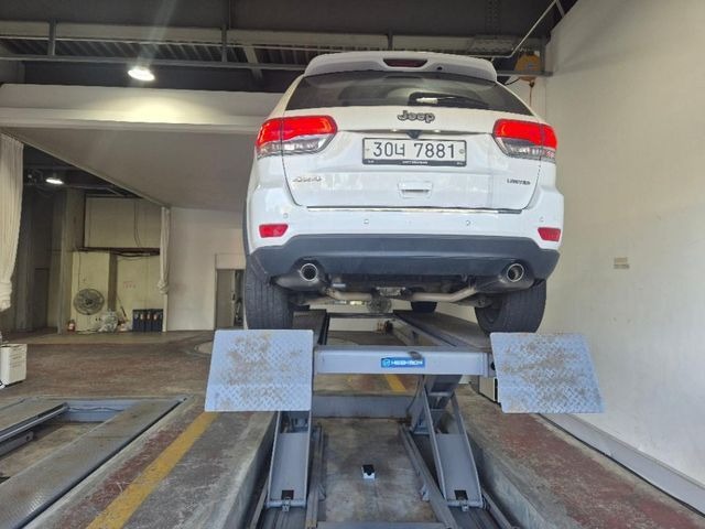 Jeep Cherokee 2018 — inspection photo 2