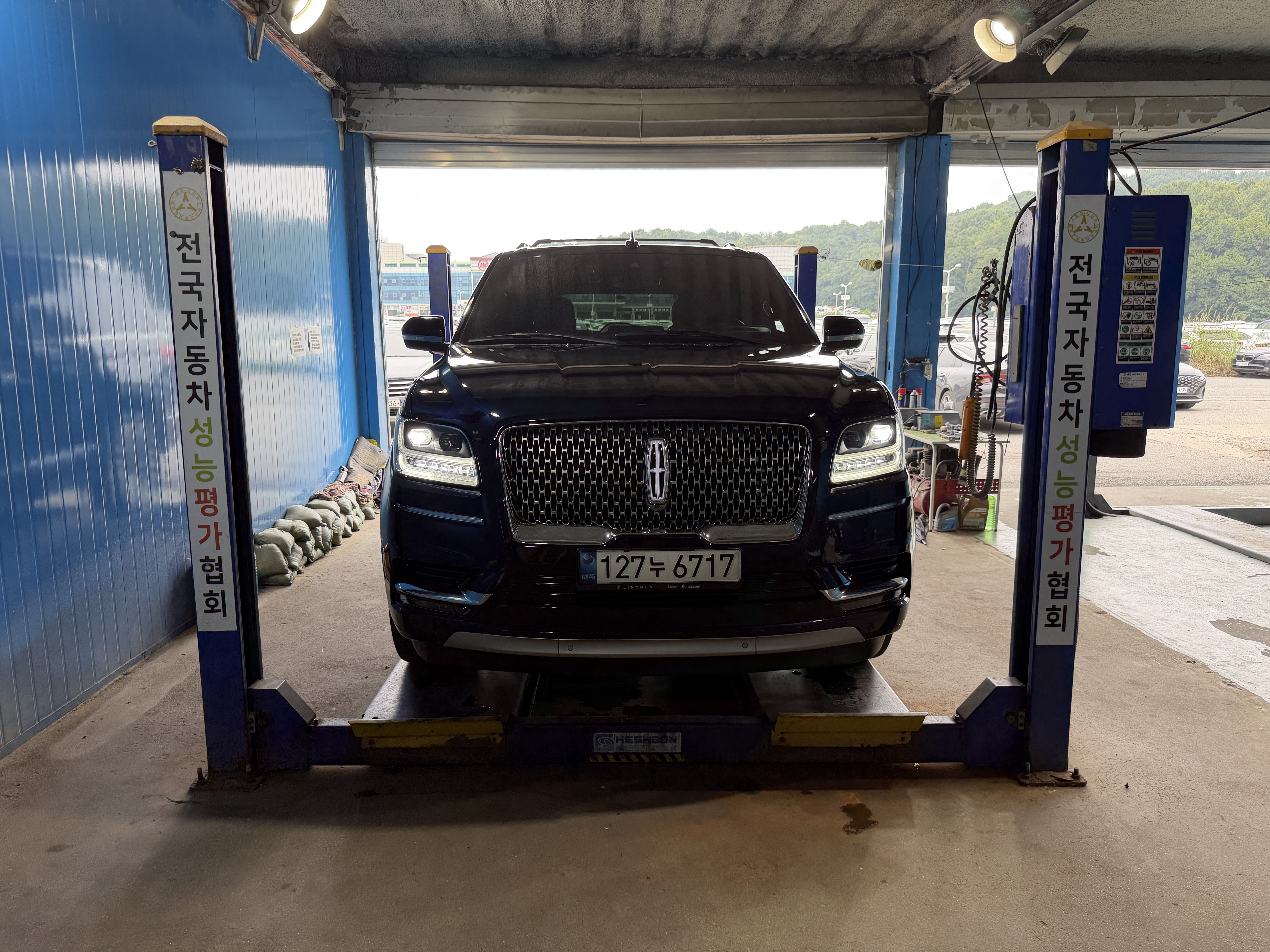 Lincoln Navigator 2021 — inspection photo 1