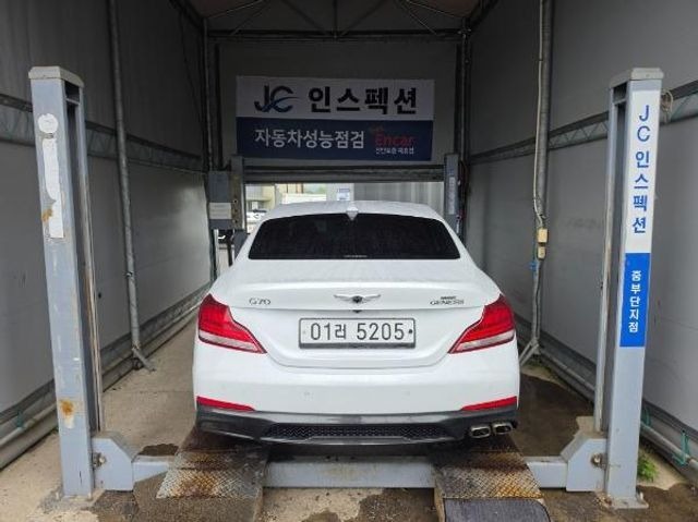 Genesis G70 2019 — inspection photo 2