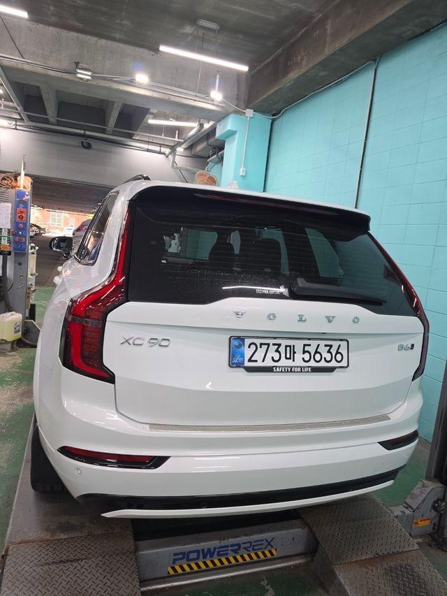 Volvo XC90 2026 — inspection photo 2