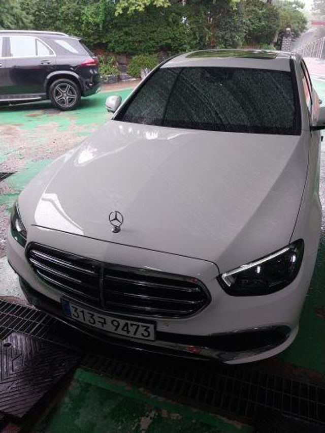 Mercedes-Benz E-Class 2023 — inspection photo 1
