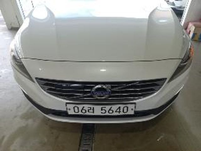Volvo S60 2018 — inspection photo 1