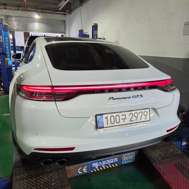 Porsche Panamera 2021 — inspection photo 2