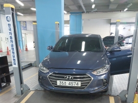 Hyundai AVANTE 2017 — inspection photo 1