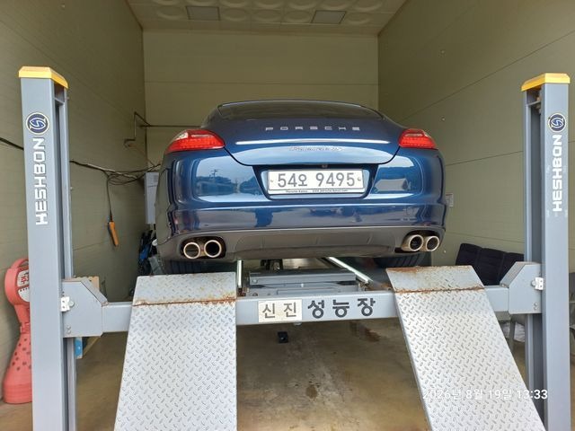 Porsche Panamera 2011 — inspection photo 2