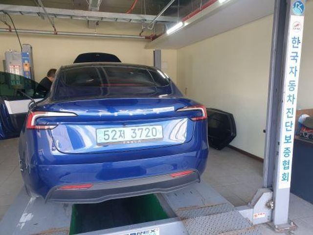 Tesla Model 3 2024 — inspection photo 2