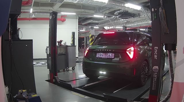 Mini Cooper 2024 — inspection photo 2