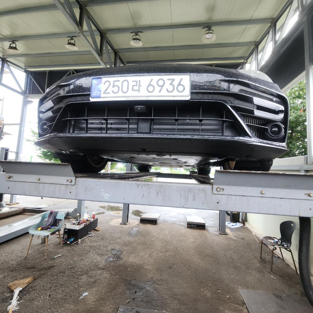 Porsche Panamera 2023 — inspection photo 1