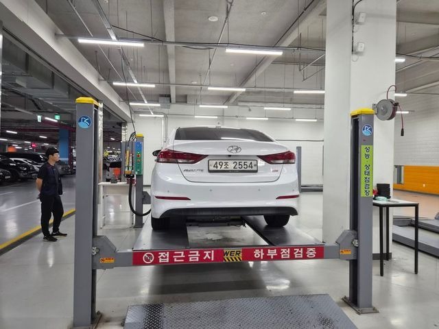 Hyundai AVANTE 2016 — inspection photo 2