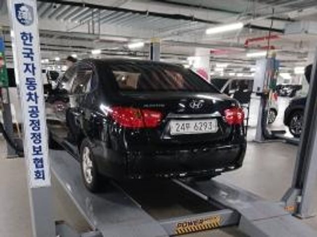 Hyundai AVANTE 2010 — inspection photo 2
