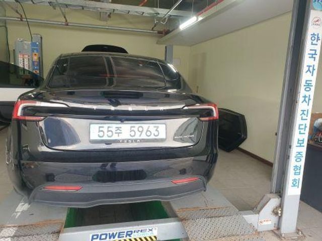 Tesla Model 3 2024 — inspection photo 2