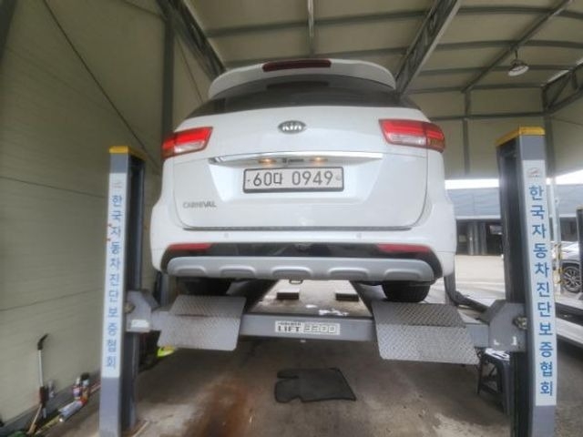 Kia Canival 2016 — inspection photo 2